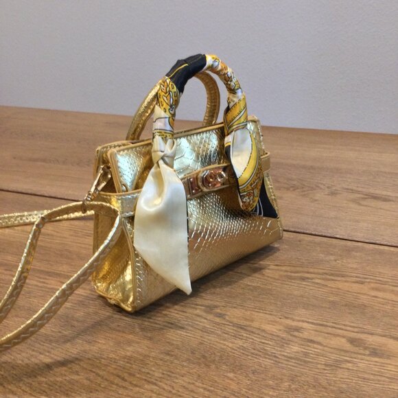 Tiny Treats Patent Crocodile Handbag - Picture 4 of 9